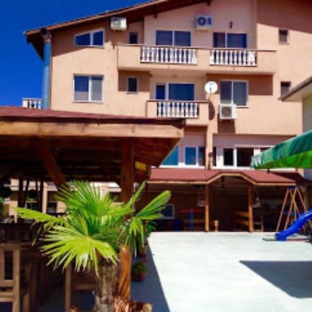 Hotel Alikante Сырница Экстерьер фото