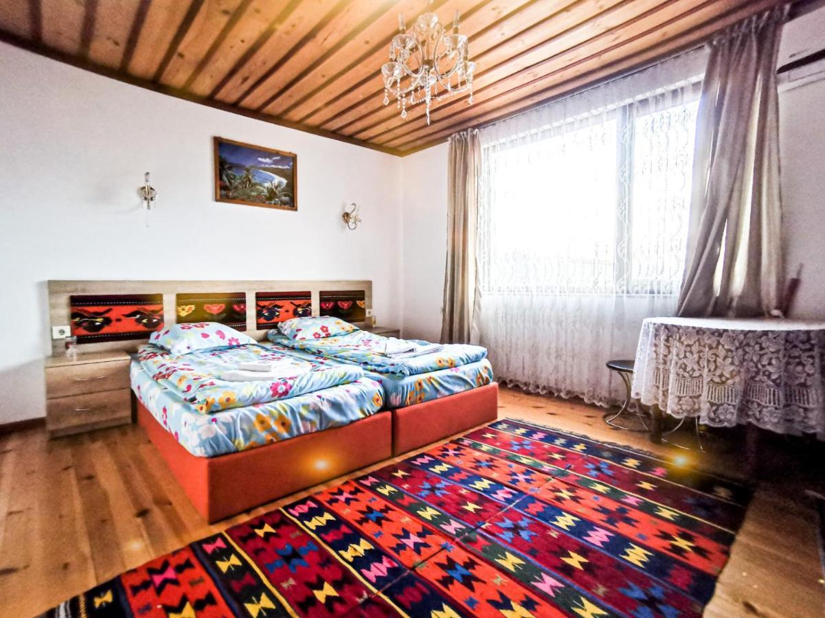 Hotel Alikante Сырница Экстерьер фото