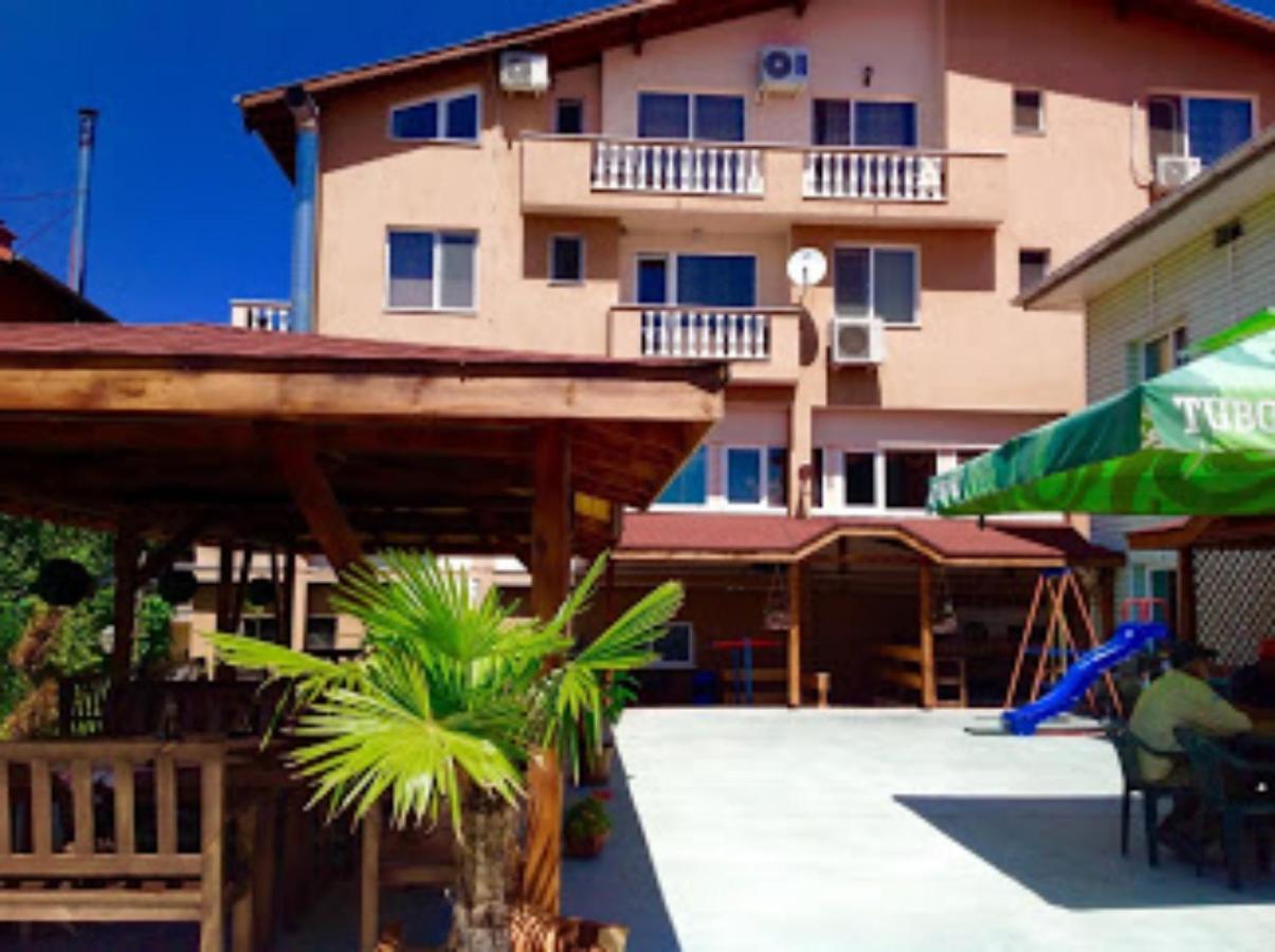 Hotel Alikante Сырница Экстерьер фото